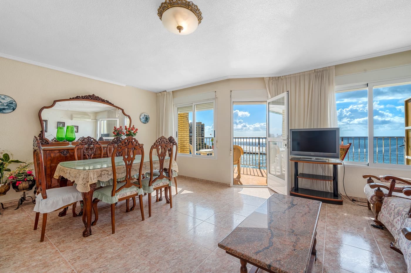 Mieszkanie na sprzedaż – Torrevieja